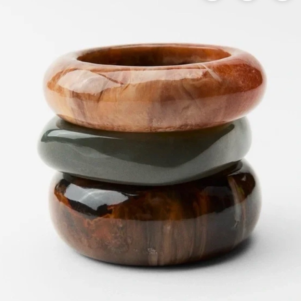 ZARA Pack of three rigid marbled resin bracelets NWT 4548/311/330